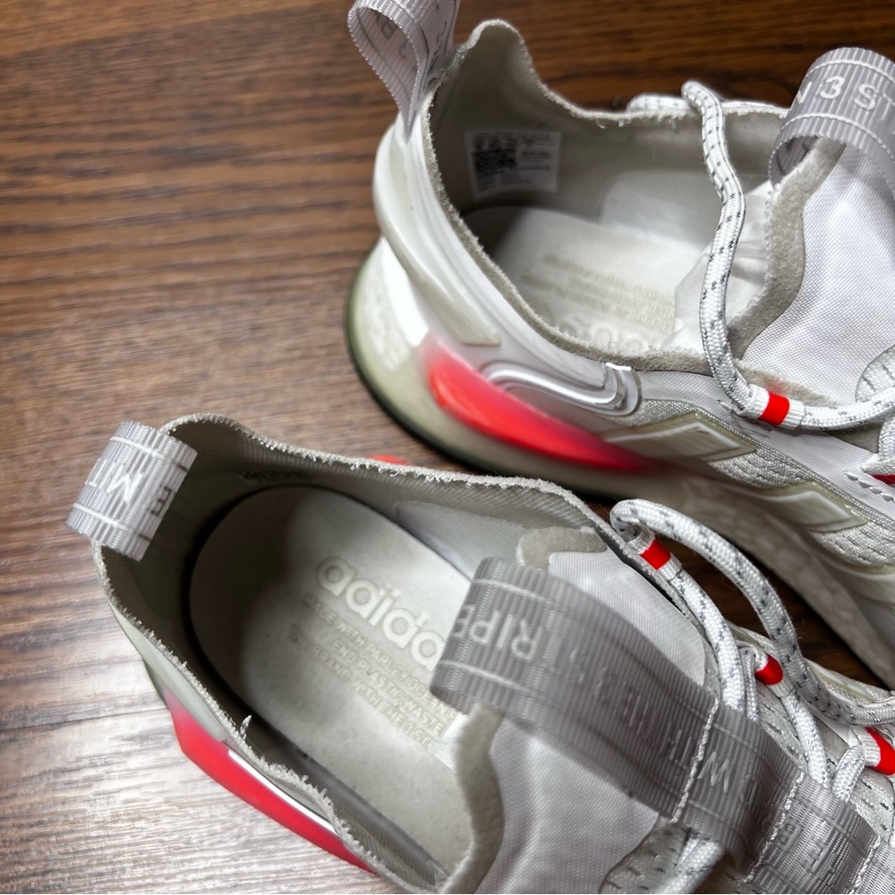adidas Originals NMD_V3 sneakers in white size 9 - Picture 14 of 15